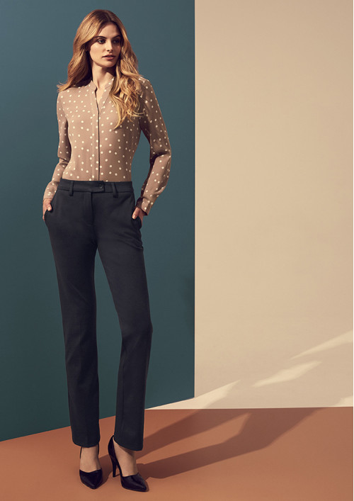 10630 - Womens Tapered Leg Pant