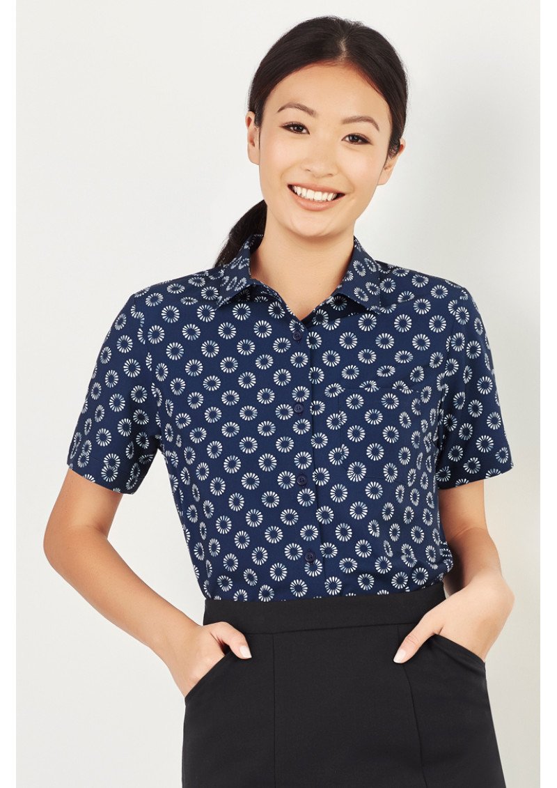 CS948LS - Womens Easy Stretch Daisy Print Short Sleeve Shirt